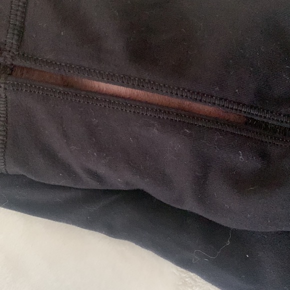 Lululemon legging - Picture 2 of 4
